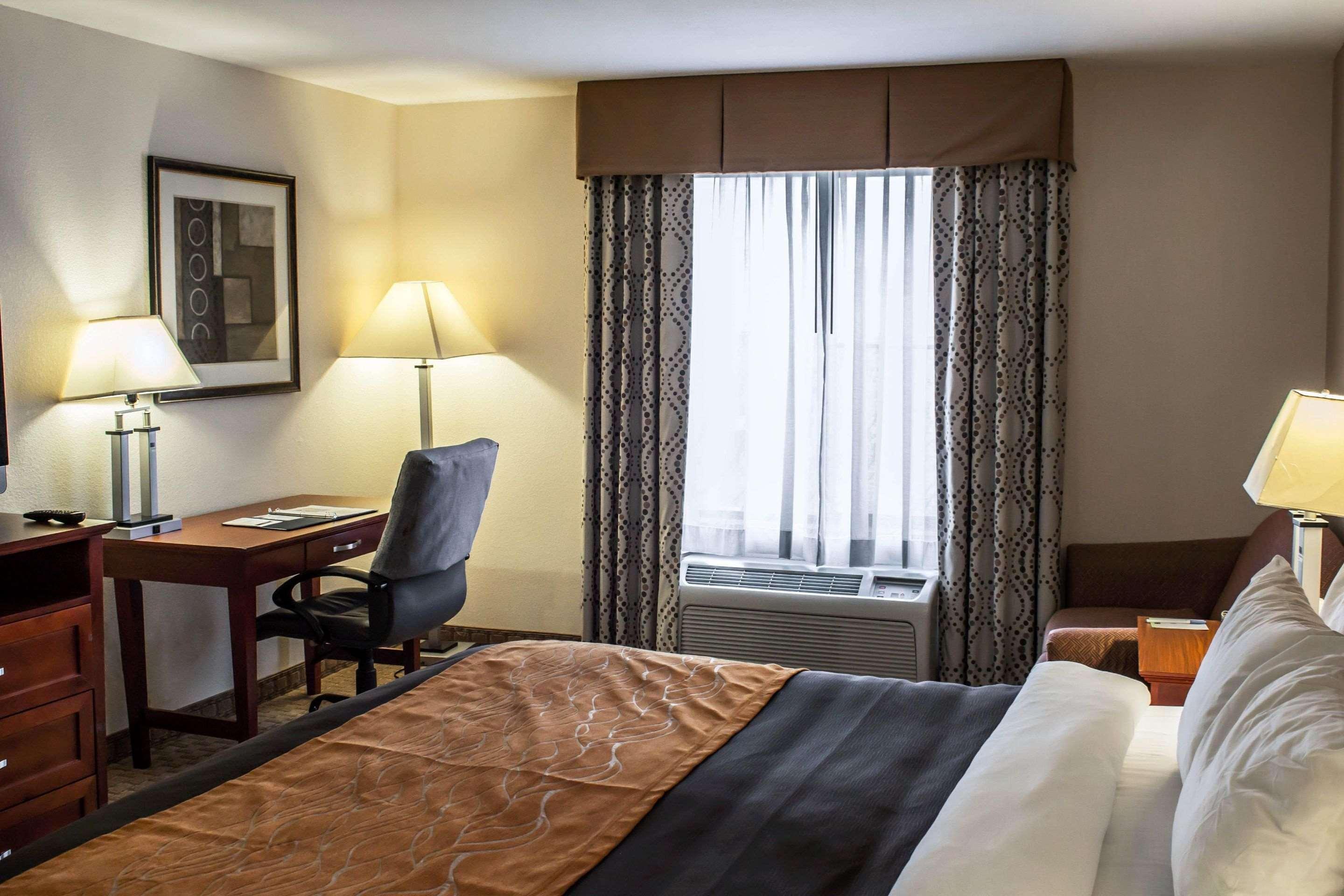 Comfort Inn Smithfield Near I-95 Zewnętrze zdjęcie