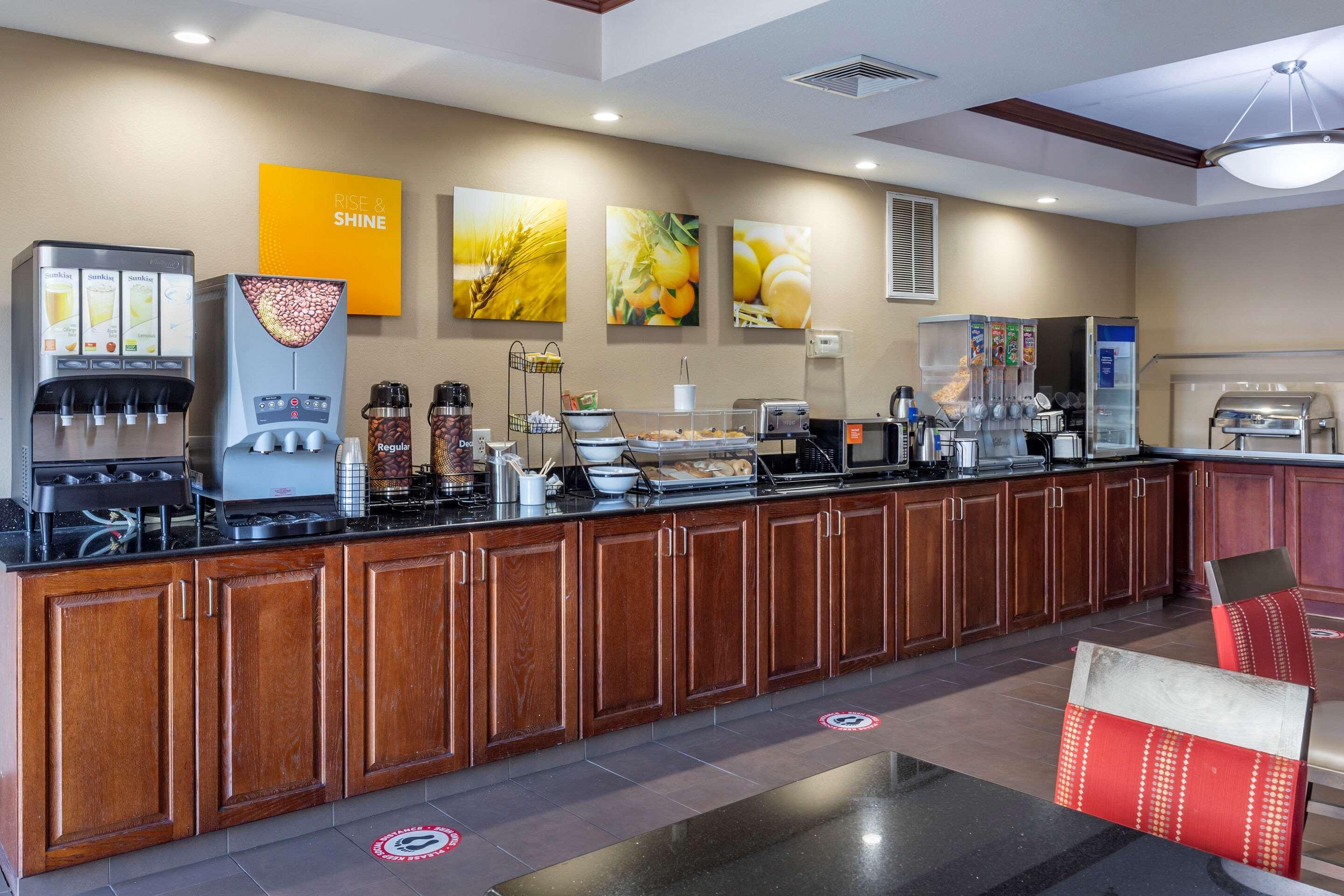 Comfort Inn Smithfield Near I-95 Zewnętrze zdjęcie
