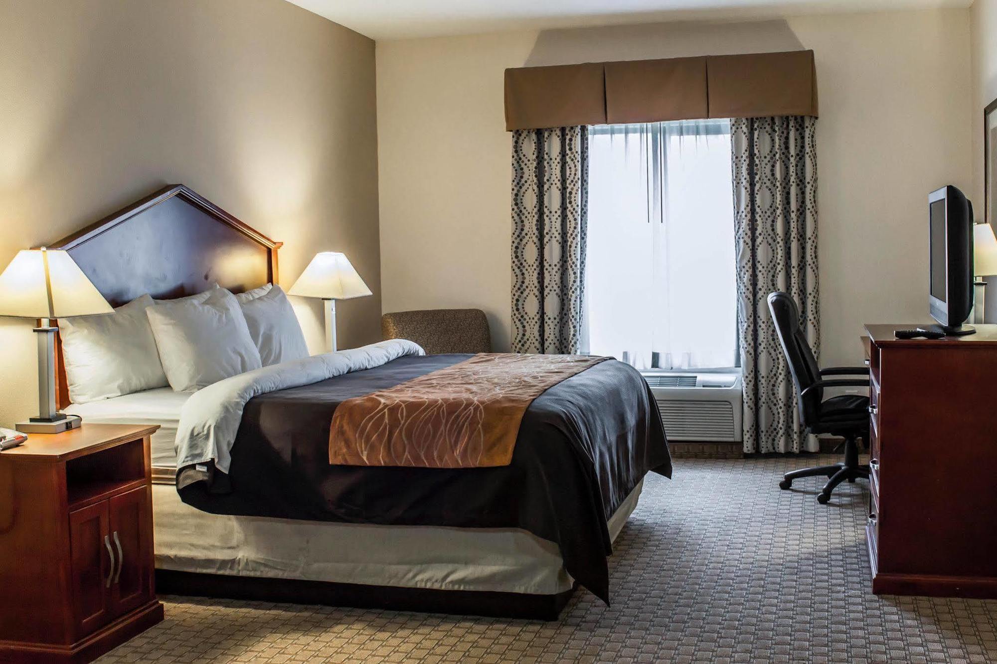 Comfort Inn Smithfield Near I-95 Zewnętrze zdjęcie